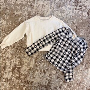 Jessica Simpson Cream and Black Patterned Long Sleeve Tops